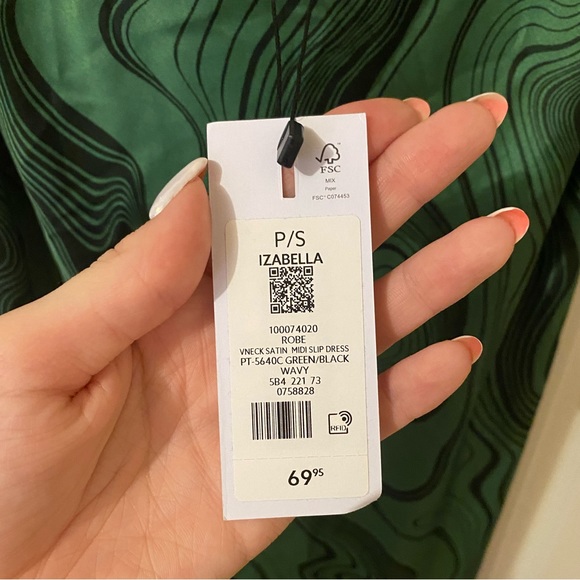 Green & Black Satin Slip Dress ππ€ - Picture 3 of 4